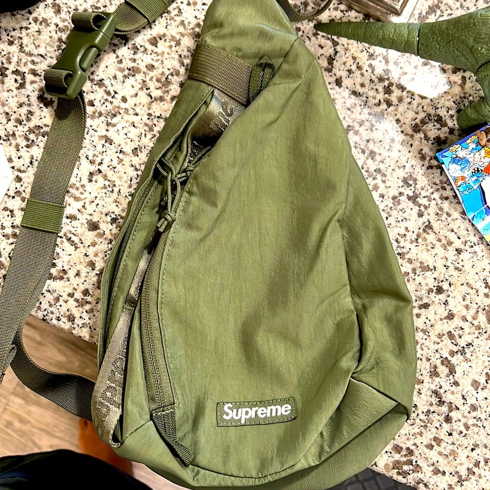 Supreme sling bag